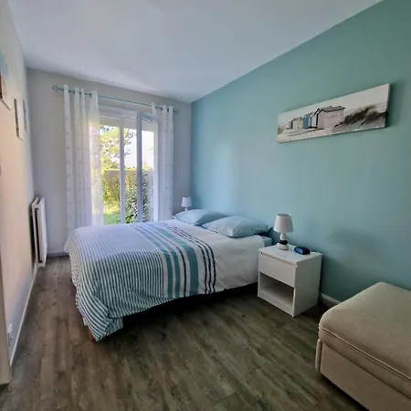 Rez-De-Jardin Bord De Mer Cabourg Exterior foto