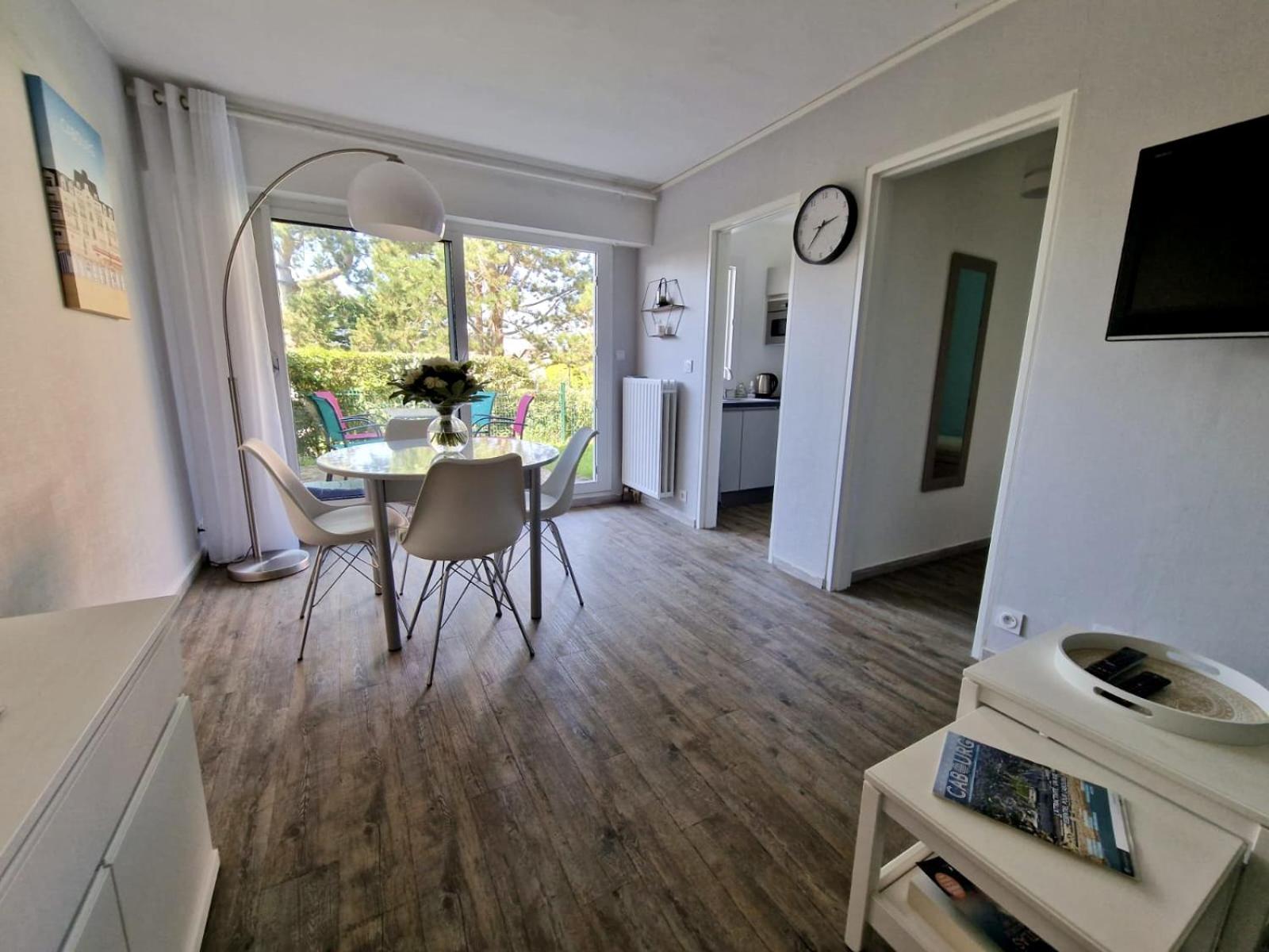 Rez-de-jardin Bord De *
